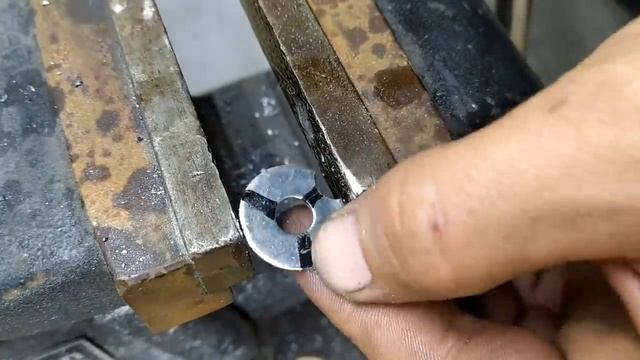 ДАЧНИКИ будут в ШОКЕ! ОТЛИЧНЫЙ инструмент своими руками! смотреть онлайн