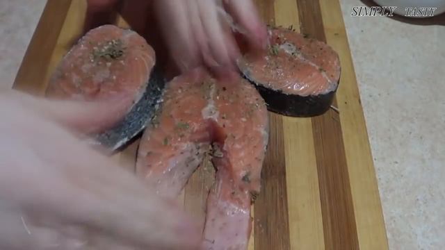 Подсела на РЫБУ по этому рецепту!Проще и Вкуснее не придумать/Grilled salmon is a simple recipe! смотреть онлайн