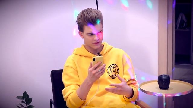 ЕСЛИ БЫ НАСТЯ ИВЛЕЕВА БЫЛА SIRI смотреть онлайн