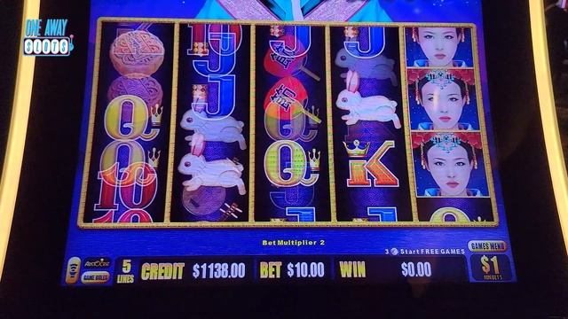 "Unlocking the Secrets of Autumn Moon: Amazing Slot Machine Fun and Bonuses" смотреть онлайн