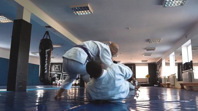 Berimbolo To Mount And Take The Back