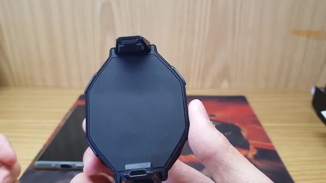 ВЕНТИЛЯТОР ДЛЯ ТЕЛЕФОНА BLACK SHARK FUNCOOLER 2 PRO смотреть онлайн