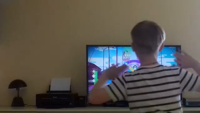 Играю в just dance2017 SUPERSTAR смотреть онлайн