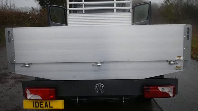 2017 Volkswagen Crafter CR35 140tdi Lwb Dropside Truck смотреть онлайн