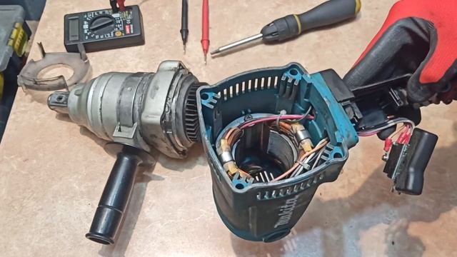 Отзыв мастера? И цены на запчасти? Гайковерт ударный Makita TW1000 смотреть онлайн