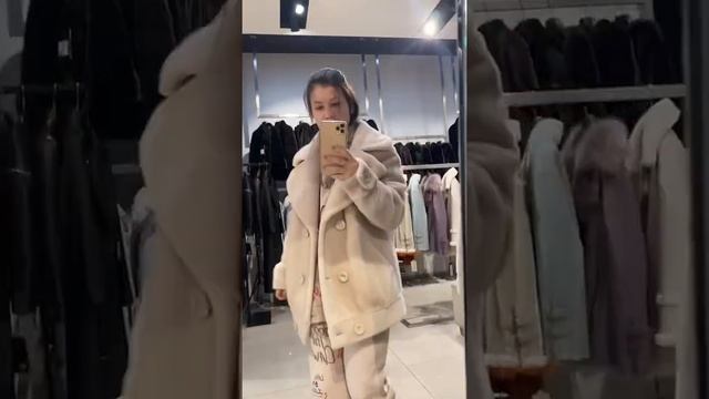 Модные эко шубы. Эко шубы в Киеве. Люксовые эко шубы. Модные эко шубы. Мода 2021/2022. Магазин шуб смотреть онлайн