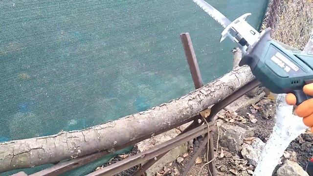 САБЕЛЬНАЯ ПИЛА аккумуляторная.Обзор/цена