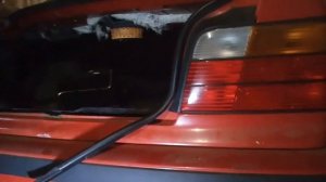 Зачем приклеили задние фонари на герметик?  Ремонт гнилого кузова автомобиля.№3