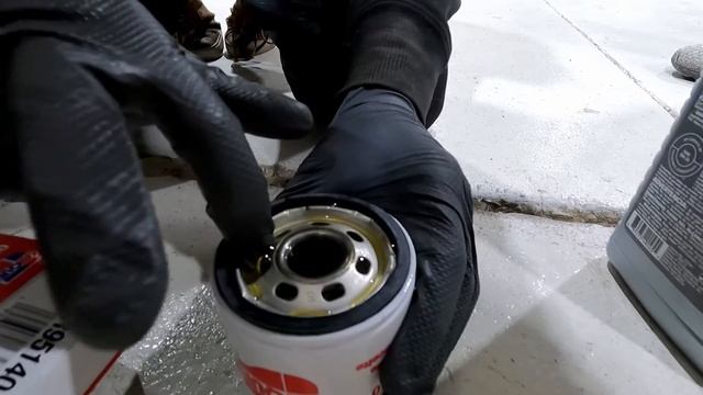 Quick How-To: Chevy Malibu Oil Change (2013-2015) 2.5L Engine смотреть онлайн