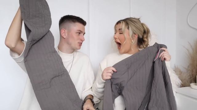 NO BUDGET OUTFIT CHALLENGE!!! *Boyfriend Buys My Outfits* смотреть онлайн