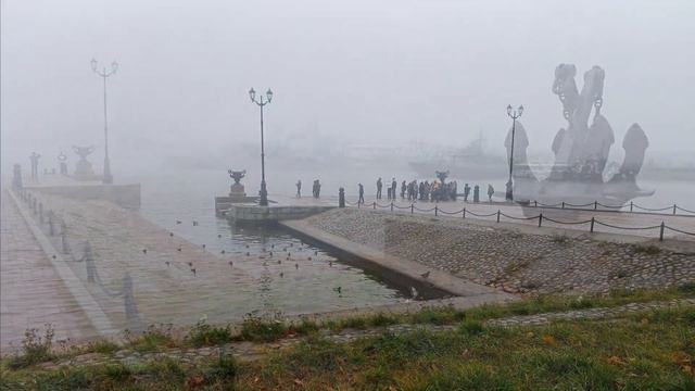 Над Кронштадтом туман (слайд шоу) смотреть онлайн