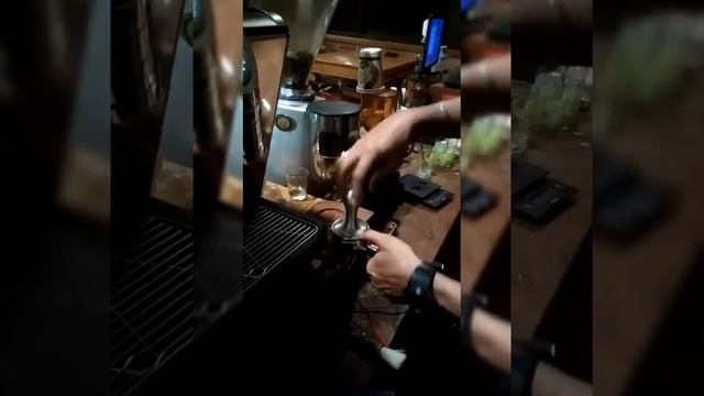Dijual Espresso Mesin Simonelli Oscar 2 Bekas смотреть онлайн
