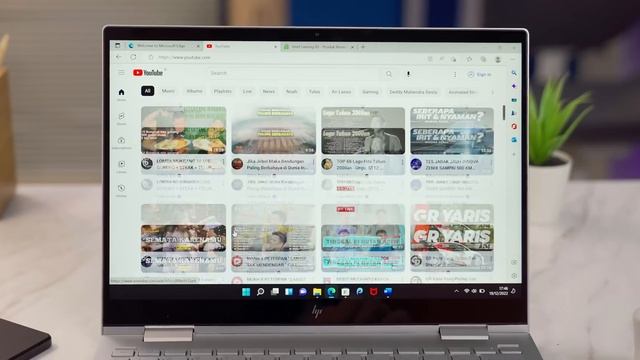 Dikirimin Intel semua jenis laptop mereka... смотреть онлайн