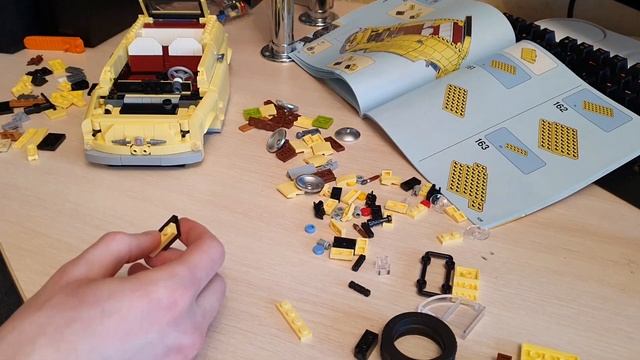 Сборка набора LEGO Fiat Nuova 500
