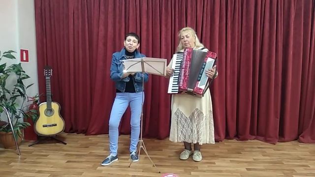 Девушка из Нагасаки - Лиля Писаревская, аккордеон Елена Леменкова. смотреть онлайн