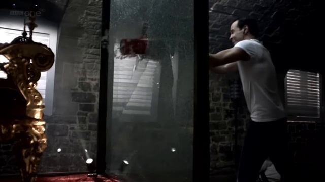 Jim Moriarty | Everybody loves me смотреть онлайн