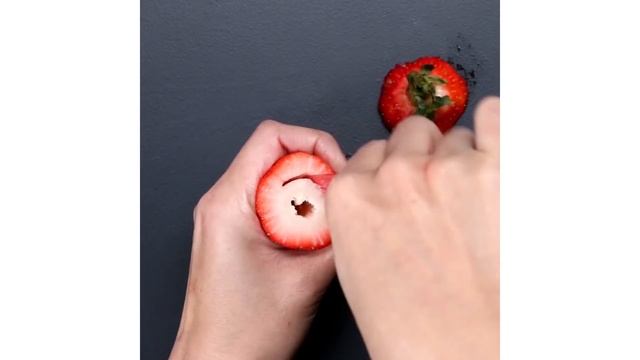Strawberry Treats For Everyone • Tasty Recipes смотреть онлайн