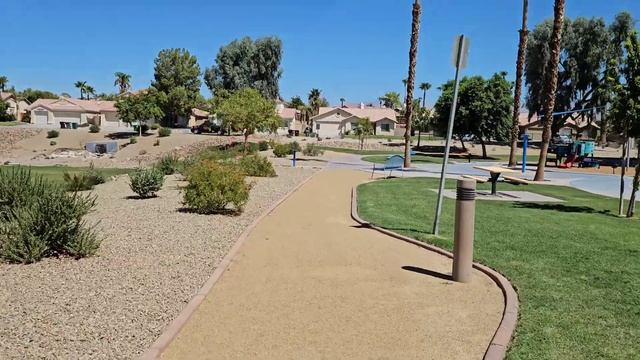 Samsung Galaxy Z Flip 5 Camera Review смотреть онлайн