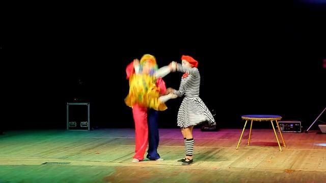 Эстрадно-цирковая программа " Волшебный мир цирка" смотреть онлайн