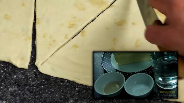 Круассаны. Рогалики из слоеного теста. Рогалики с повидлом. Круассаны с повидлом. Круассаны рецепт смотреть онлайн