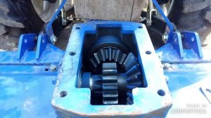 Минитрактор XINGTAI. Подготовка почвофрезы к работе.