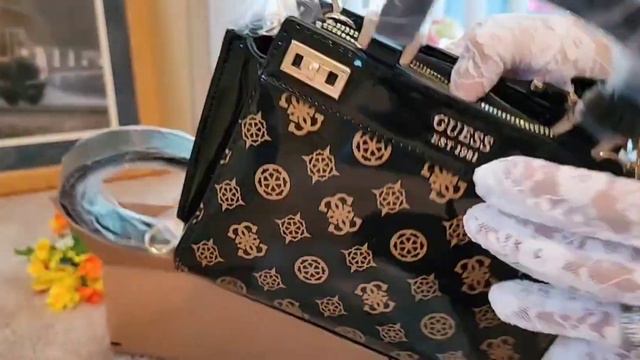 GUESS KATEY MINI SATCHEL MOCHA LOGO UNBOXING VIDEO + REVIEWS #annakilroy #fashion #unboxing смотреть онлайн