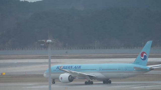 🔴 Seoul Incheon Airport Delta Singapore Korean Air United A350 787 777 смотреть онлайн