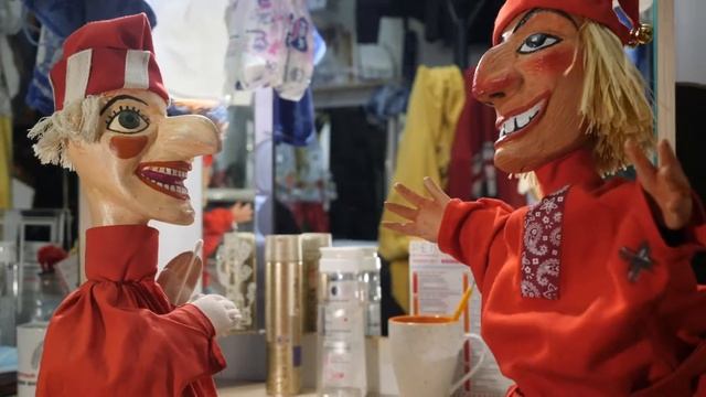 Озорной Петрушка в гостях у Красноярского театра кукол