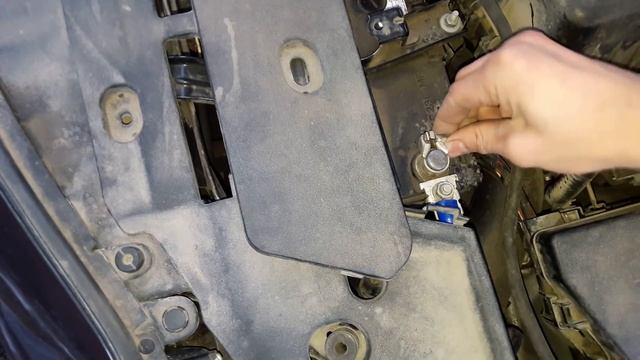 Toyota Corolla. Настройка оборотов холостого хода. смотреть онлайн