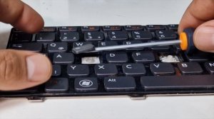 Как заменить клавишу на клавиатуре ноутбука | ремонт замена вставка