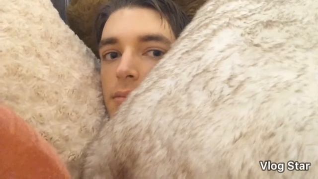 PILLOW BATH CHALLENGE | MichaelBlane Walker | January 17th, 2019 смотреть онлайн