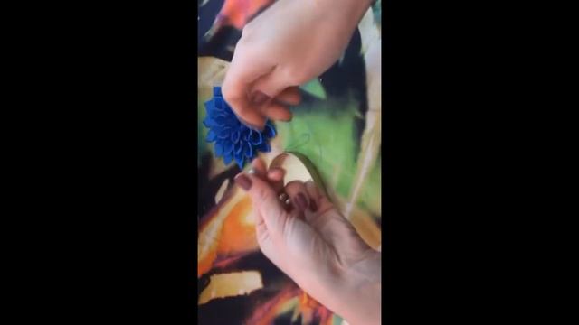 Haarreif selber basteln/Satinblume/How to make a flower satin ribbon смотреть онлайн