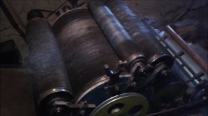 Чешем  пух  и  шерсть  на  чесальной  машине  Орловчанка