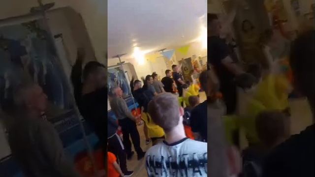 "Сильные, ловкие, смелые!" (соревнование дедов, отцов, братьев в честь 23 февраля) смотреть онлайн