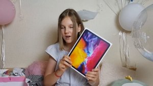 МОИ ПОДАРКИ НА ДЕНЬ РОЖДЕНИЯ 12 ЛЕТ! АЙПАД ПРО И ВИРТУАЛЬНАЯ РЕАЛЬНОСТЬ !