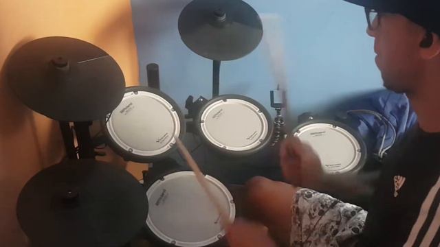 DRUM COVER - I STILL GOT THE BLUES - GERY MOORE - ROLAND TD 1DMK. смотреть онлайн