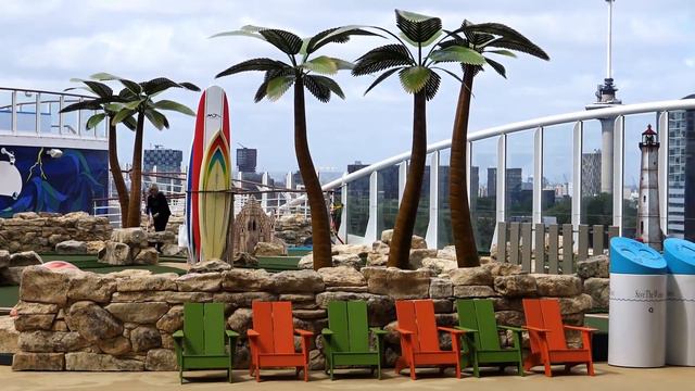 HARMONY OF THE SEAS TOUR - MINI-GOLF COURSE смотреть онлайн