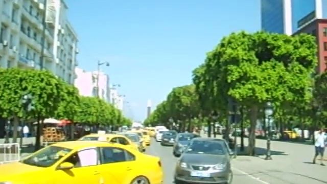 Тунис столица - Центральна улица смотреть онлайн
