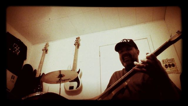 Jammin' some bass randumbness смотреть онлайн