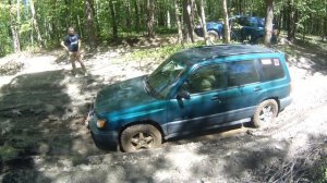 Subaru Forester SF vs. SH offroad