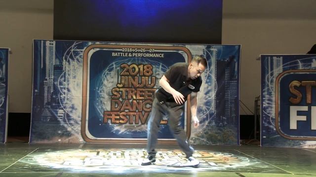 poppin ds ( Winners Crew ) | POPPING SIDE JUDGE SHOW I 2018 JINJU SDF(StreetDance Festival) смотреть онлайн