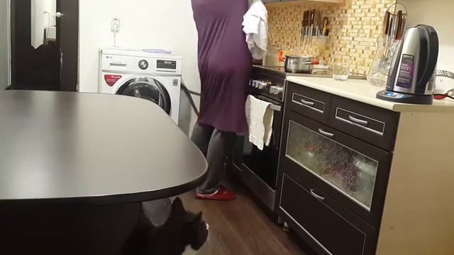 Нам меньше месяца смотреть онлайн