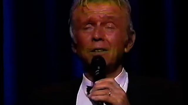 Toon Hermans - Ik ben iemand van een kleine stad смотреть онлайн