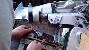 Лодочный мотор Хонда 20 HONDA 20 двоит троит глохнет шестерня распредвала