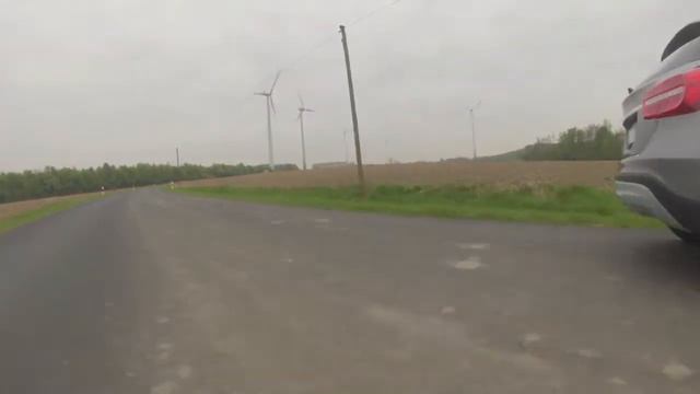 Mercedes GLA смотреть онлайн