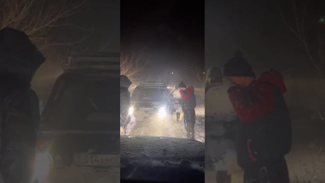 КАРАГАНДА! НИВА, МОНТЕРО СПОРТ, НИССАН ПАТРОЛ, ТОЙОТА …СУГРОБЫ.. НОВЫЙ ГОД! смотреть онлайн