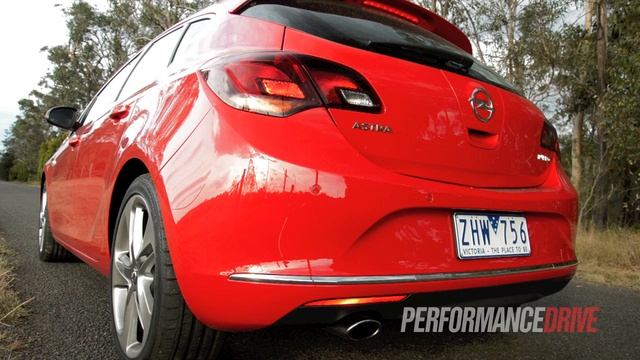 2012 Opel Astra Sport engine sound and 0-100km/h acceleration смотреть онлайн