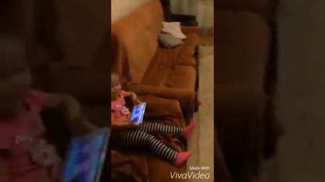 ЛАЙФХАК: Как отобрать у сестренки планшет смотреть онлайн