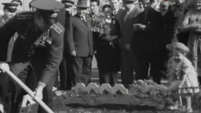 ТЫ БЫЛ, И ТЫ ЕСТЬ (посвящается Юрию Гагарину) муз. и сл. Татьяны Назаренко-Матвеевой смотреть онлайн