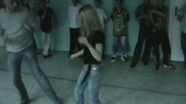 Отец и Дочь танцуют ROCK 'N' ROLL смотреть онлайн